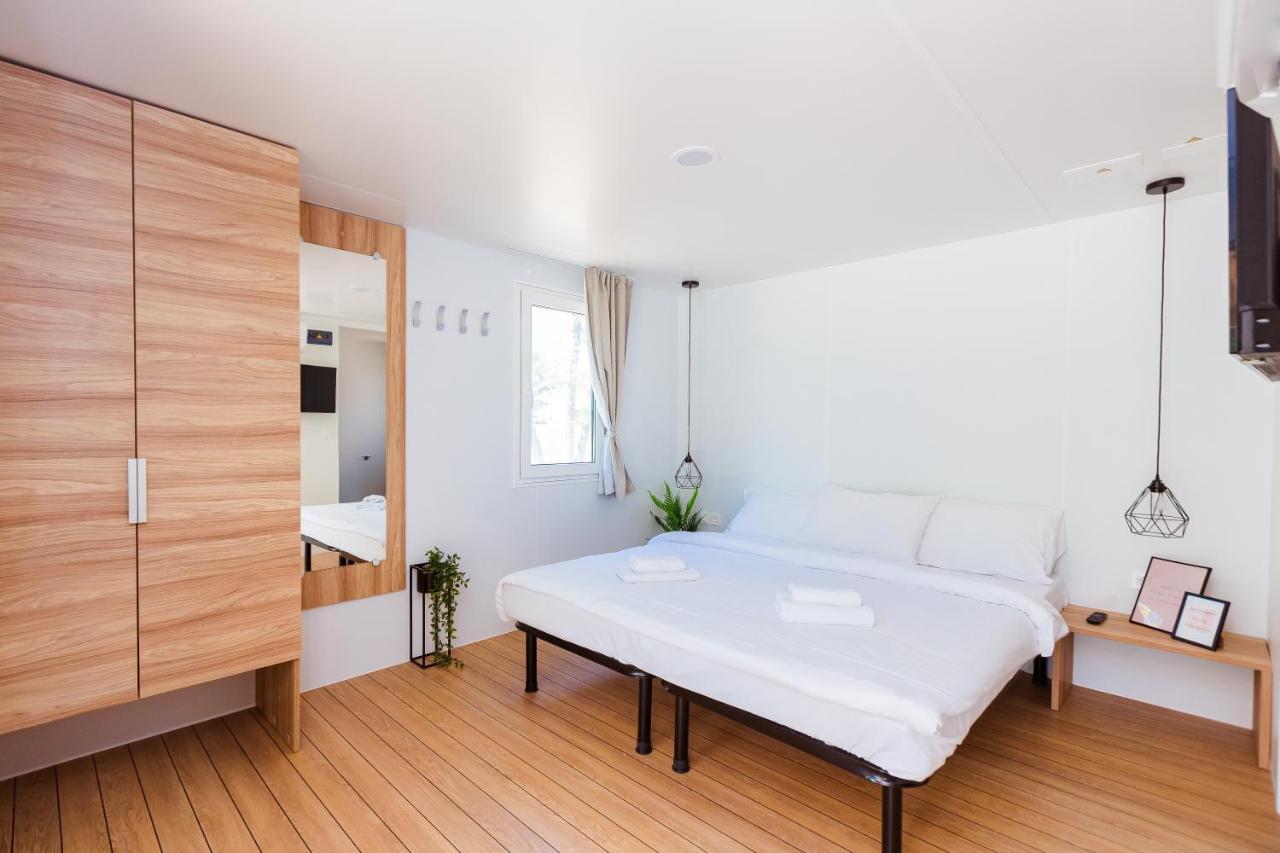 Mobile Homes Casapini In Fkk Camping Solaris Porec Luaran gambar