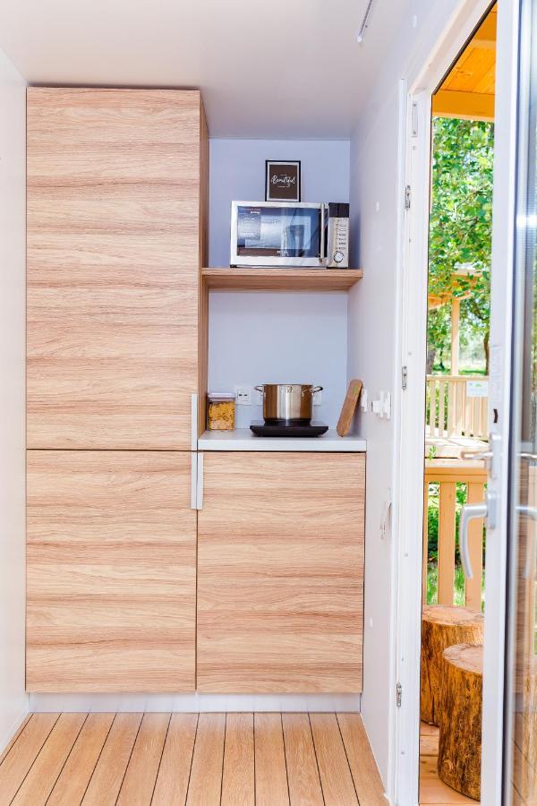 Mobile Homes Casapini In Fkk Camping Solaris Porec Luaran gambar