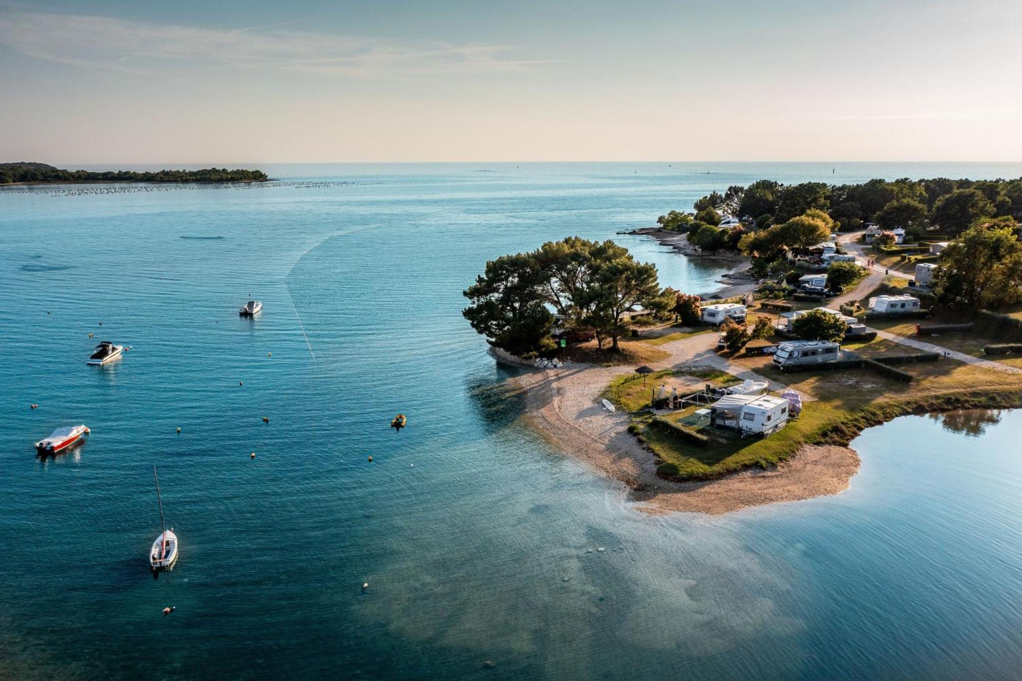 Mobile Homes Casapini In Fkk Camping Solaris Porec Luaran gambar