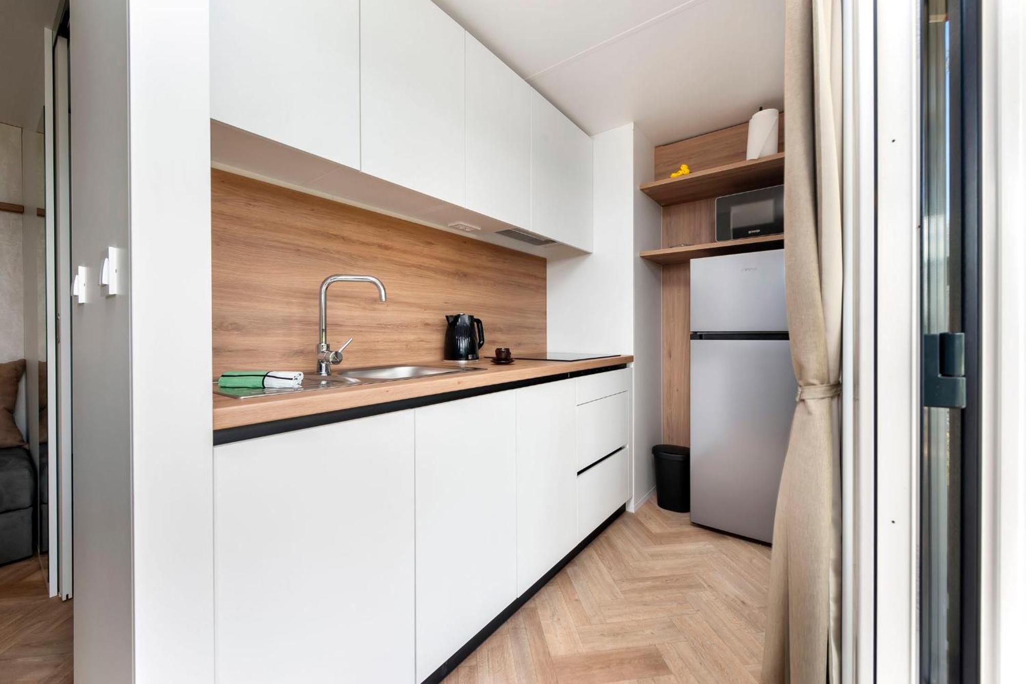Mobile Homes Casapini In Fkk Camping Solaris Porec Luaran gambar