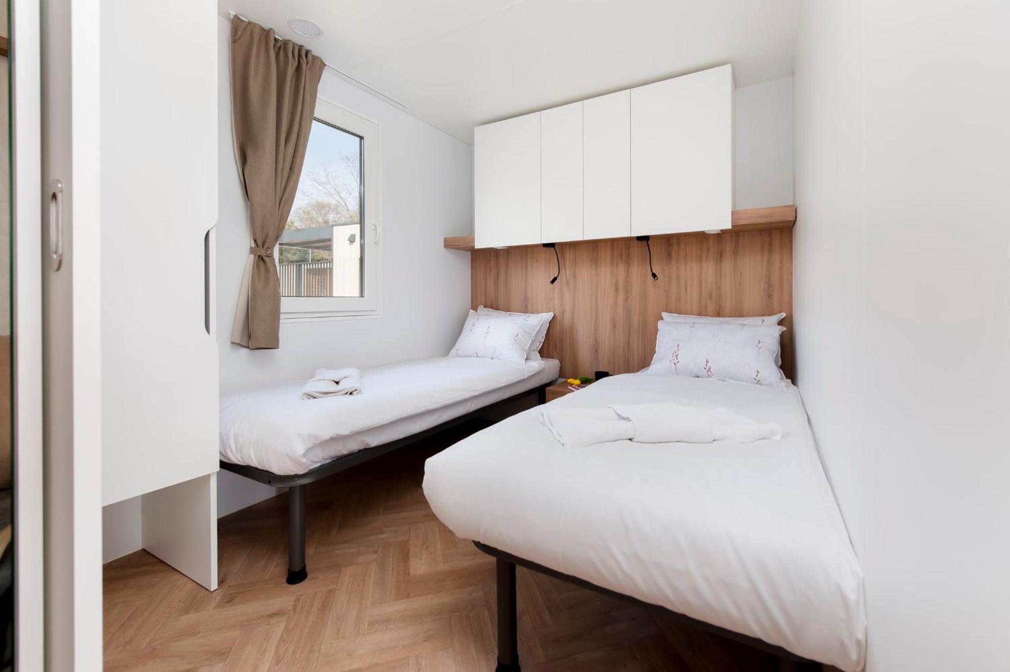 Mobile Homes Casapini In Fkk Camping Solaris Porec Luaran gambar